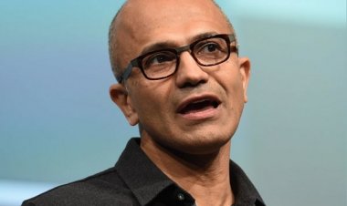 माइक्रोसॉफ्ट (Microsoft ) के चैयरमैन सत्य नडेला ने बताया,  क्लाउड टेक्नॉलॉजी को गेमचेंजर टेक्नॉलॉजी