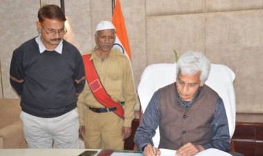 सौरभ कुमार "सुमन" का हुआ ट्रांसफर, दीपक कुमार सक्सेना बने जबलपुर के नये कलेक्टर