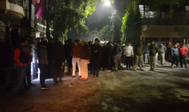 Delhi News:  दिल्ली के पीतमपुरा में चार मंजिला इमारत में लगी आग 7 लोग झूलसे जिसमें 5 की मौत