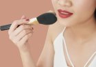 "Nude Makeup" Which Gives Natural Glow To The Face