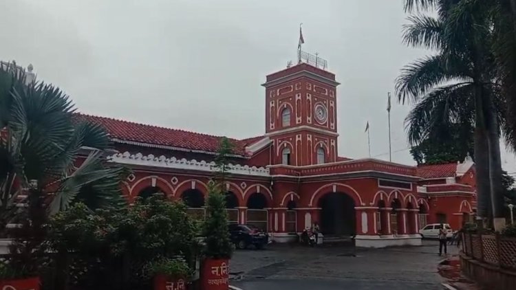 रिटायर्ड खेल अधिकारी का "डर्टी गेम" बच्ची से की गंदी हरकत